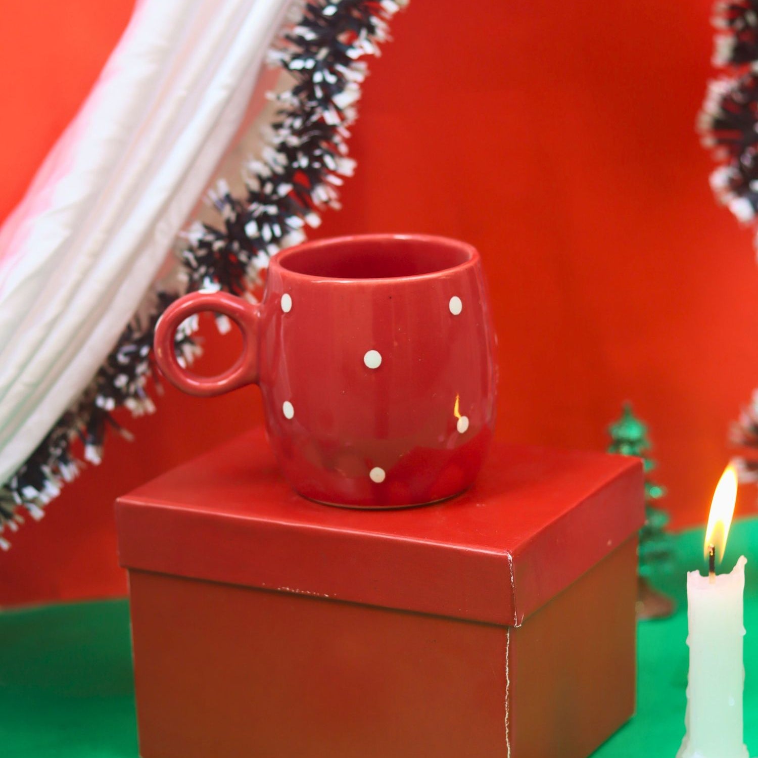 Christmas Cuddle Mug - Red Polka in a Gift Box made by ceramic