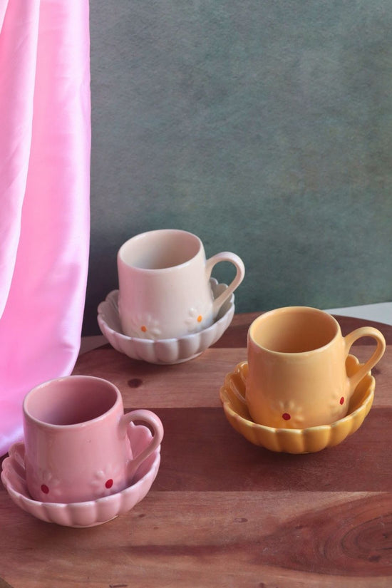 Handmade Set of 6 Lily Mug & Flower Ice Cream Bowl (for the price of 5)