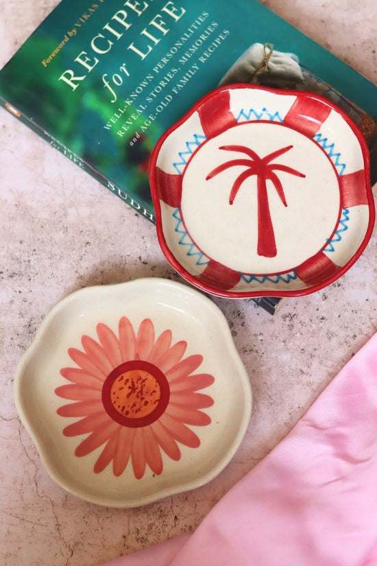 Palm & Flower Handmade Dessert Plate made by ceramic