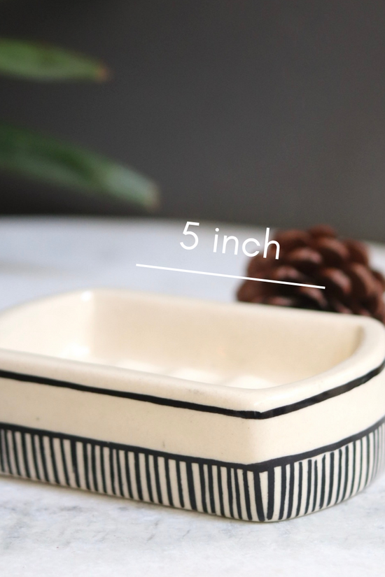 Black Lined Soap Dish