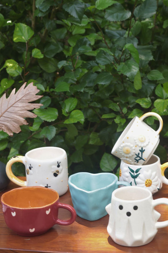 Set of 6 Floral & Heart Mugs (for the price of 5) made by ceramic