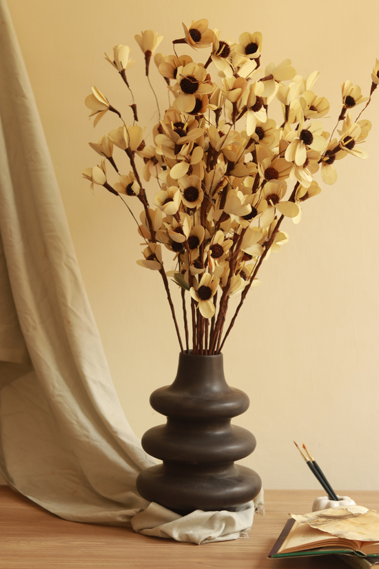 Flower bunch in vase 