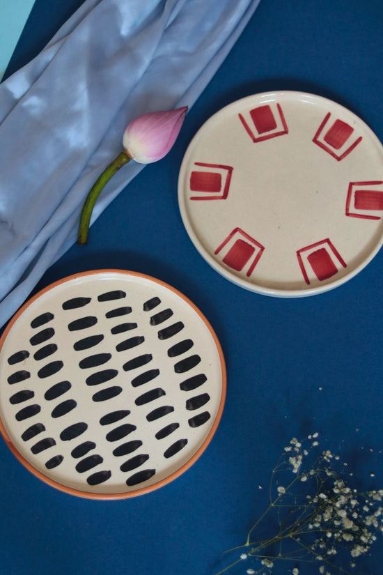 Set of 2 - Red Brick & Striped Platter made by ceramic