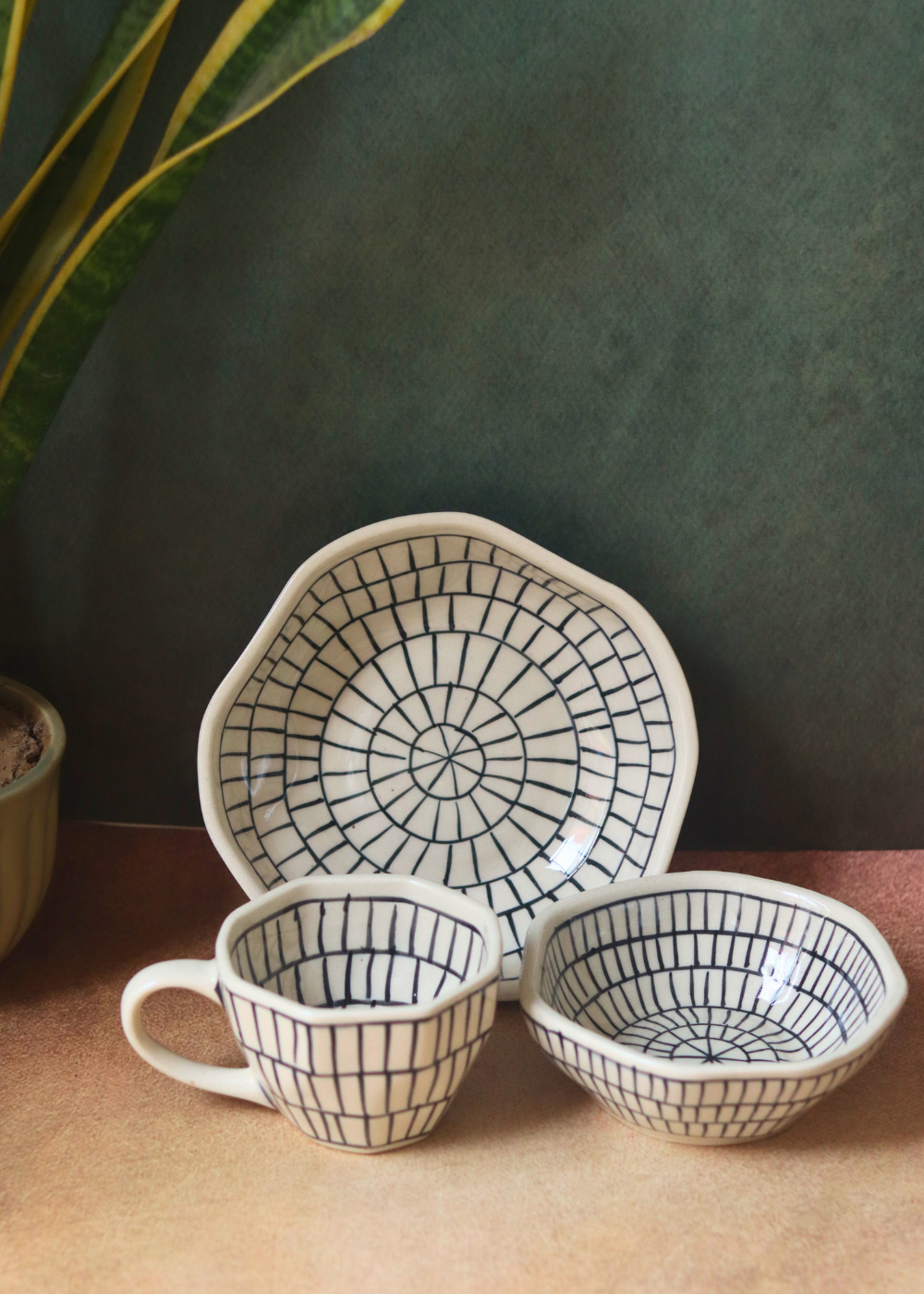 Zebra designed bowls & coffee mug