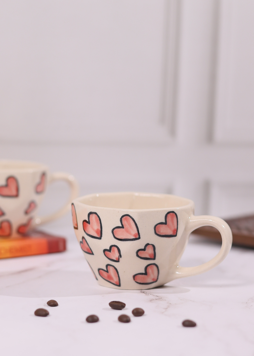 Ceramic coffee mug heart design