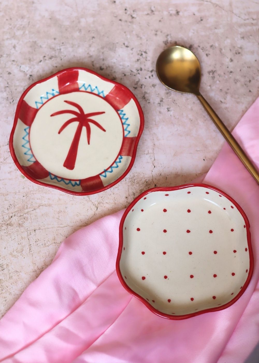Palm & Red Polka Handmade dessert plate with premium quality material