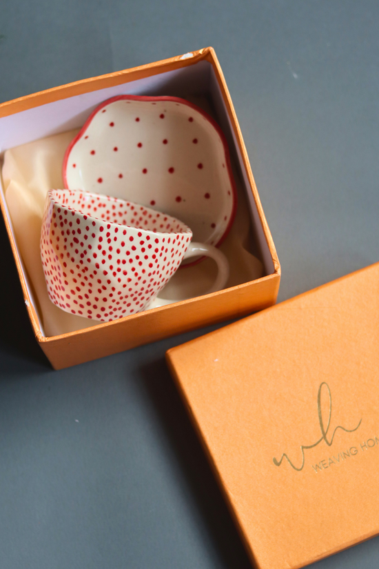 Coffee mug & dessert plate in gift box