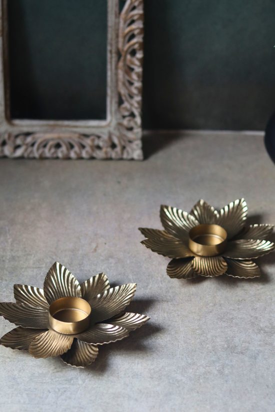 Golden flower tea light holders