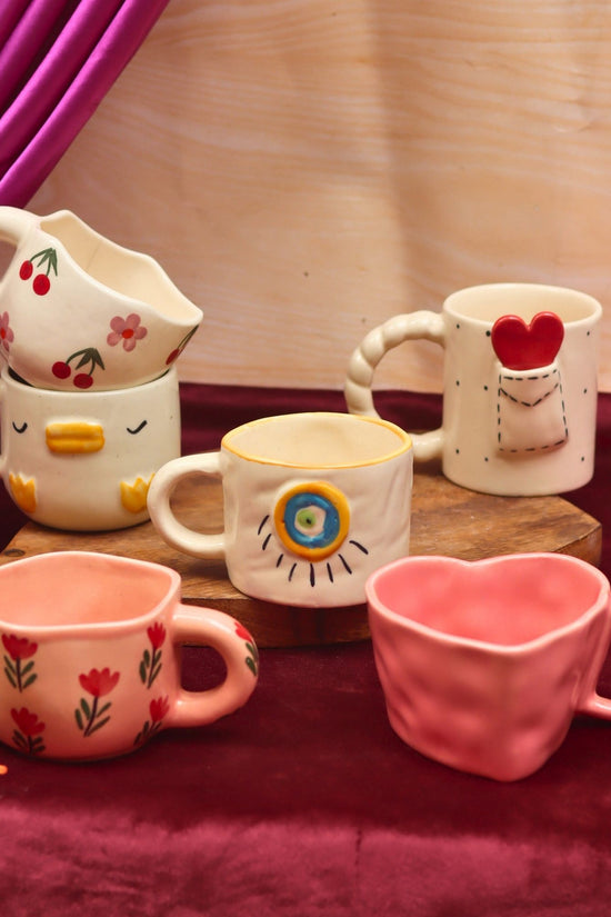 Handmade Set of 6 most aesthetic mugs (for the price of 5)