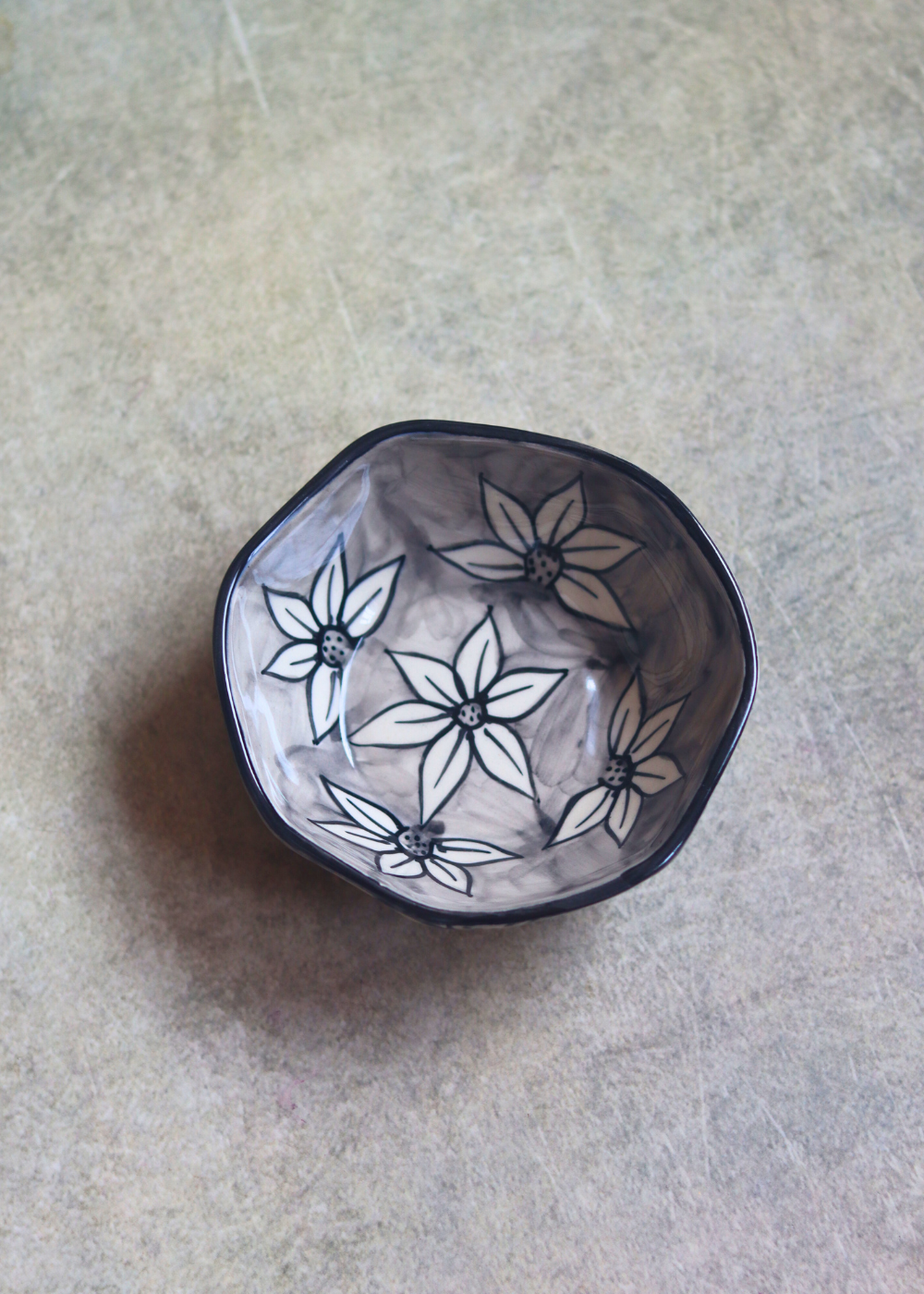 Handmade ceramic mini grey daisy curry bowl