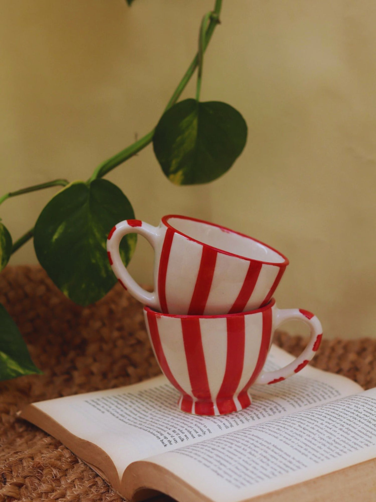 Red & White Striped Mug made by ceramic