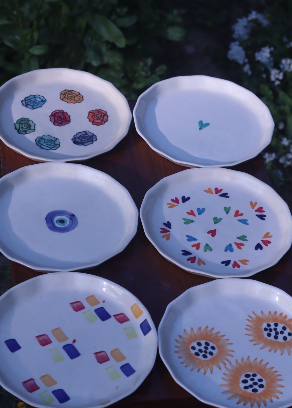 Set of 6 Dine & Shine Snack Plates (for the price of 5) made by ceramic