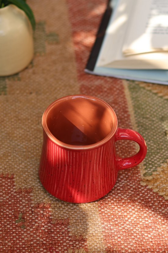 Red Etching Tea Cup