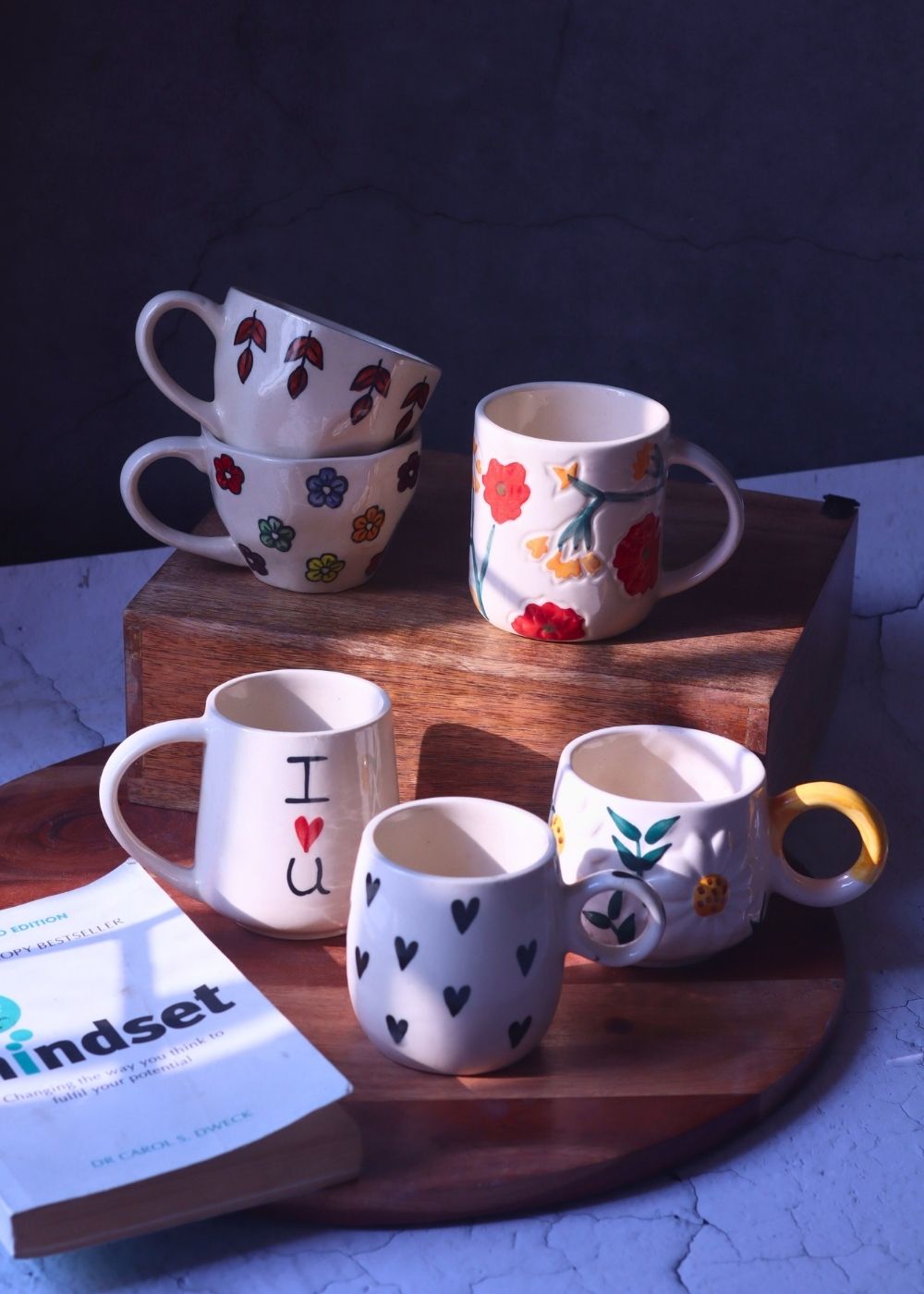 Set of 6, for the price of 5 essential mugs with premium quality material