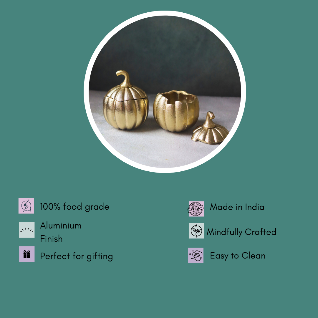swarn pumpkin jar with details 