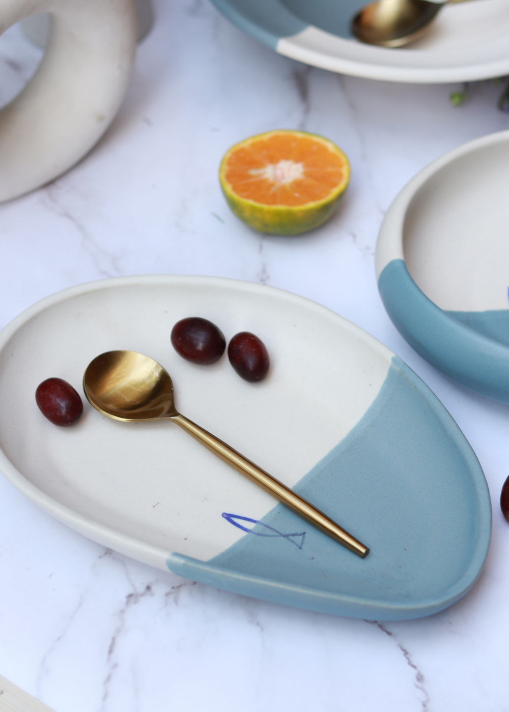 handmade coastal catch platter made by ceramic 
