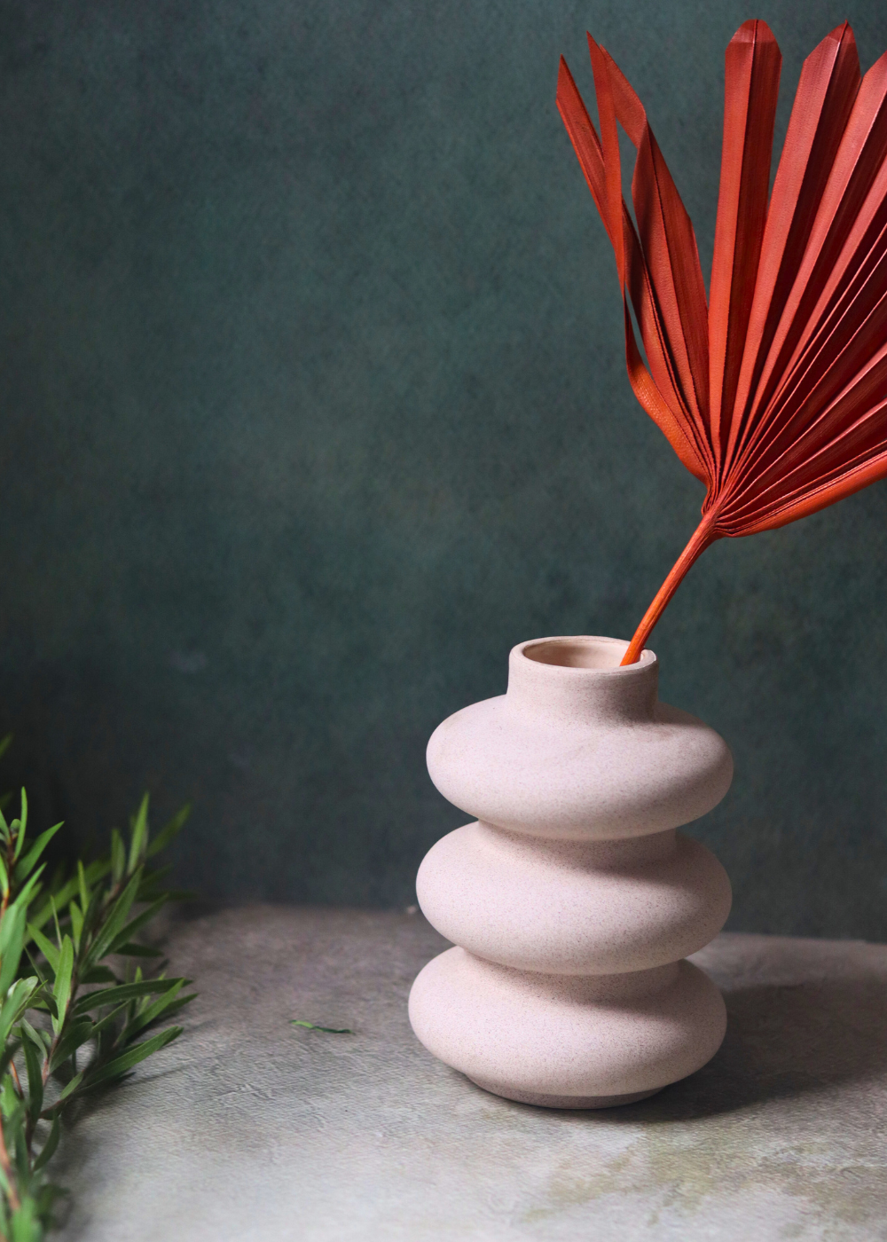 Stunning ceramic flower vase   
