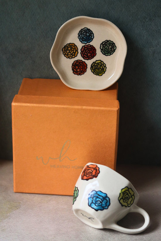 loveislove mug & loveislove dessert plate in a gift box 