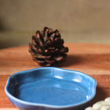 metallic blue dessert plate with blue color