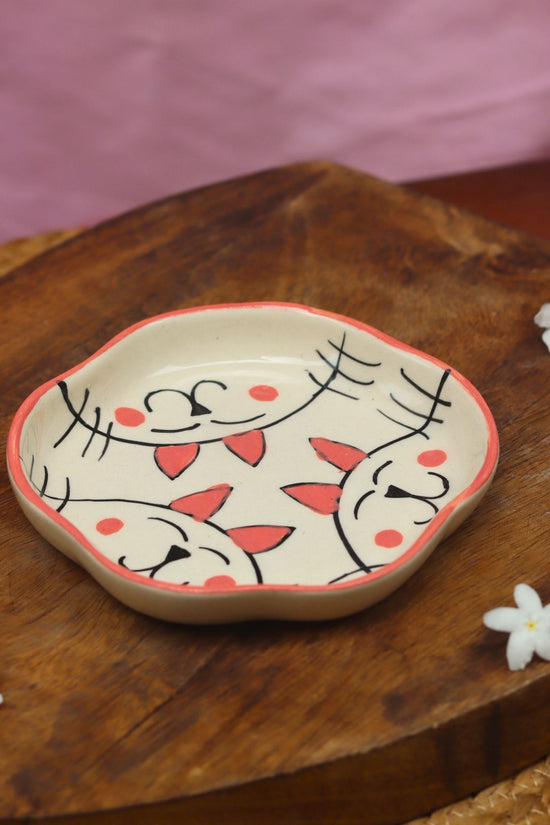 Handmade lead free Cats - Handmade Dessert Plate