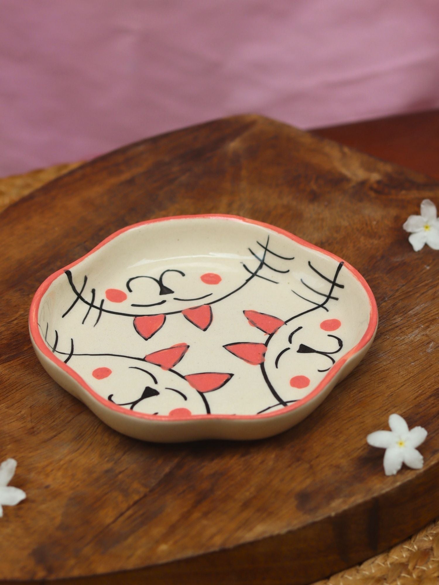 Handmade lead free Cats - Handmade Dessert Plate