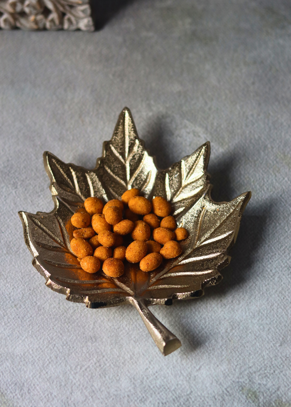 Handmade leaf bowl with nuts 