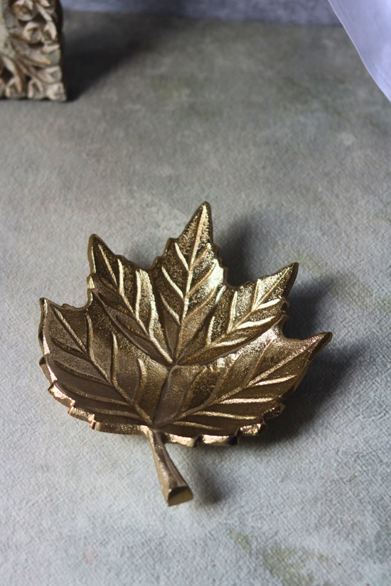 Serveware handmade golden leaf bowl 