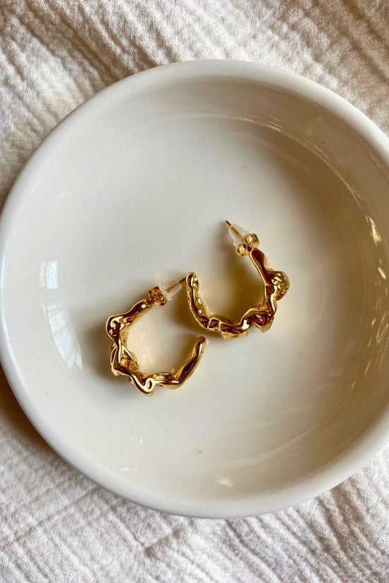 Crinky Crumble Earrings with premium quality material