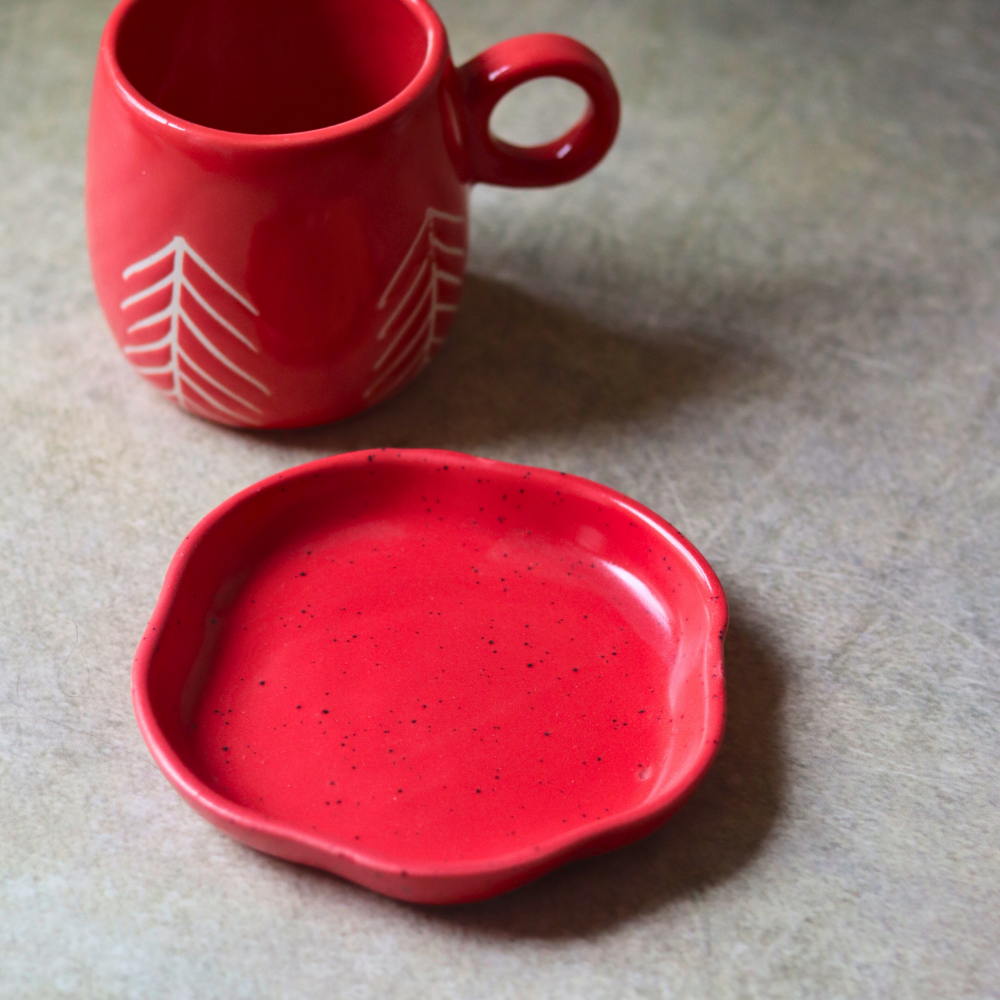 red christmas tree mug & red dessert plate made by ceramic 