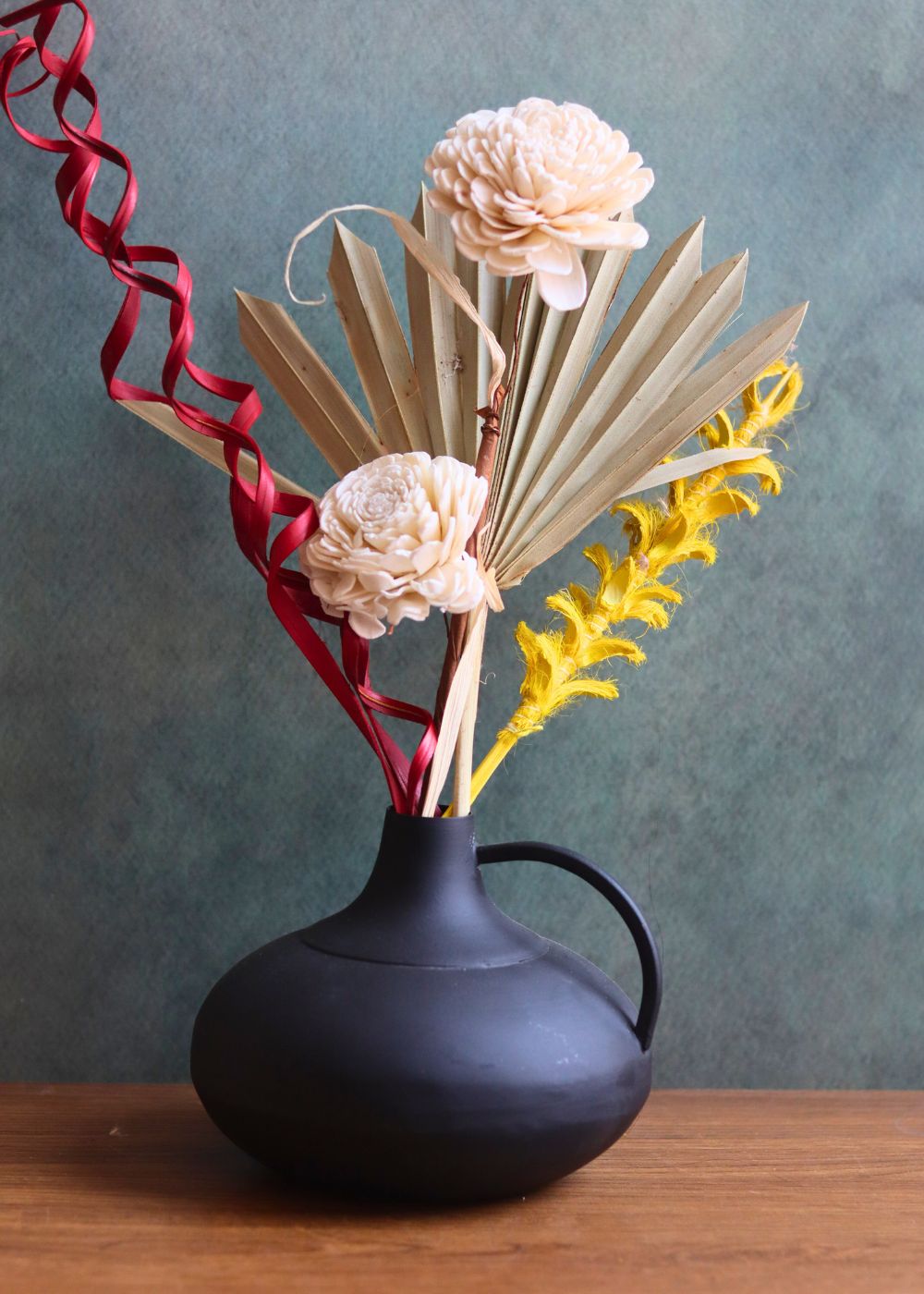 this vase with gorgeous dry flower for your beautiful home decor