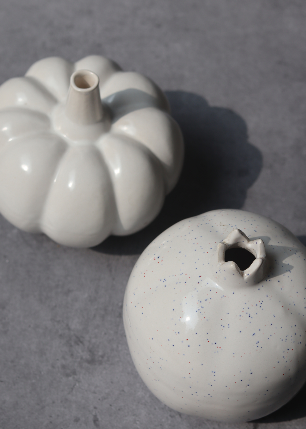 handmade white anar & pumpkin vase set of two vases combo