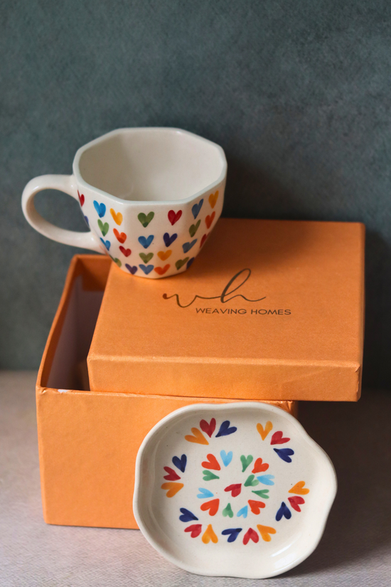 Stunning coffee mug & dessert plate & gift box