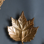 Leaf patterned bowl golden 