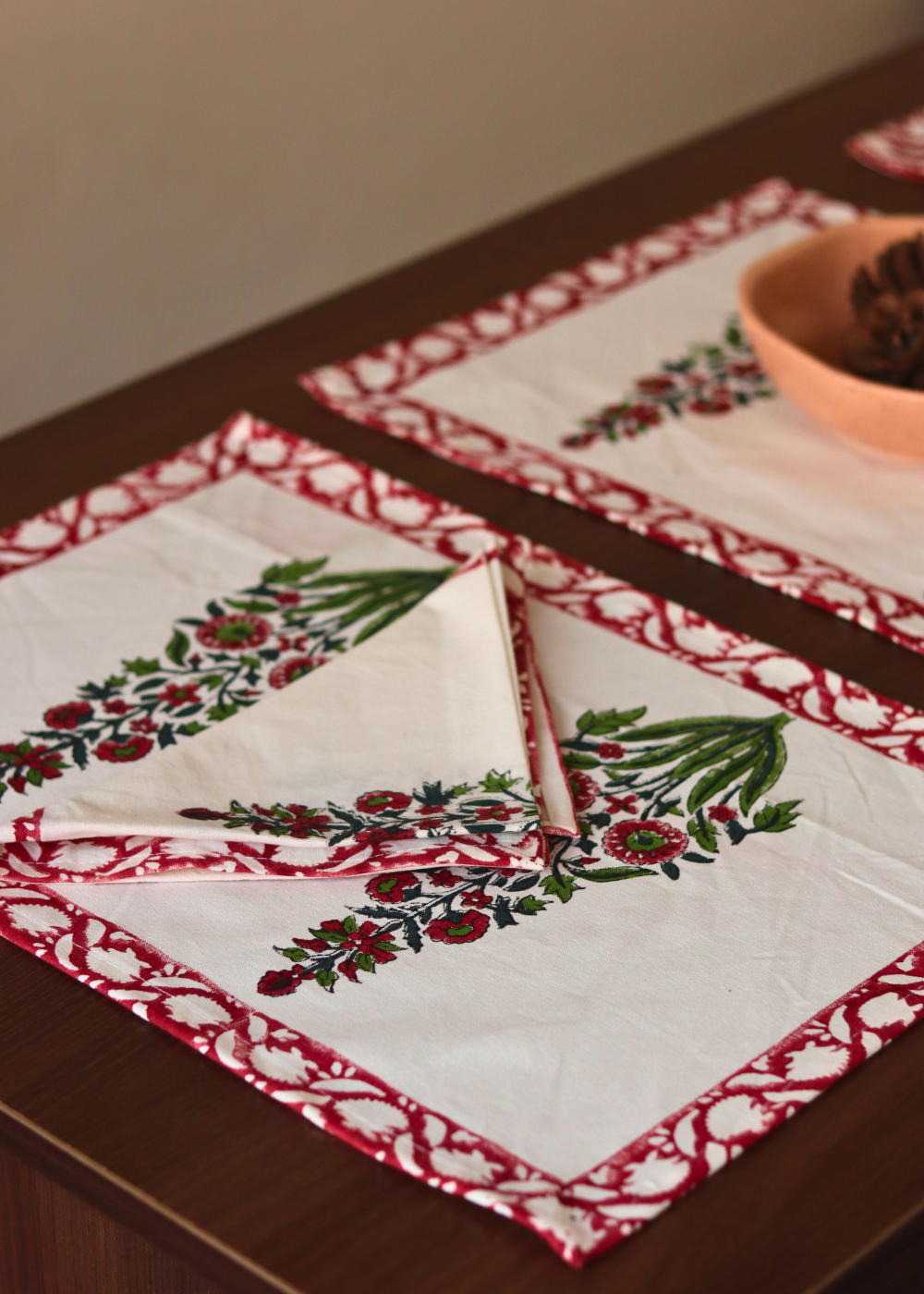 Table mat & napkin