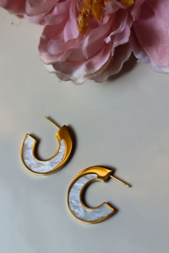 Anti tarnish Curvy Resin Earrings