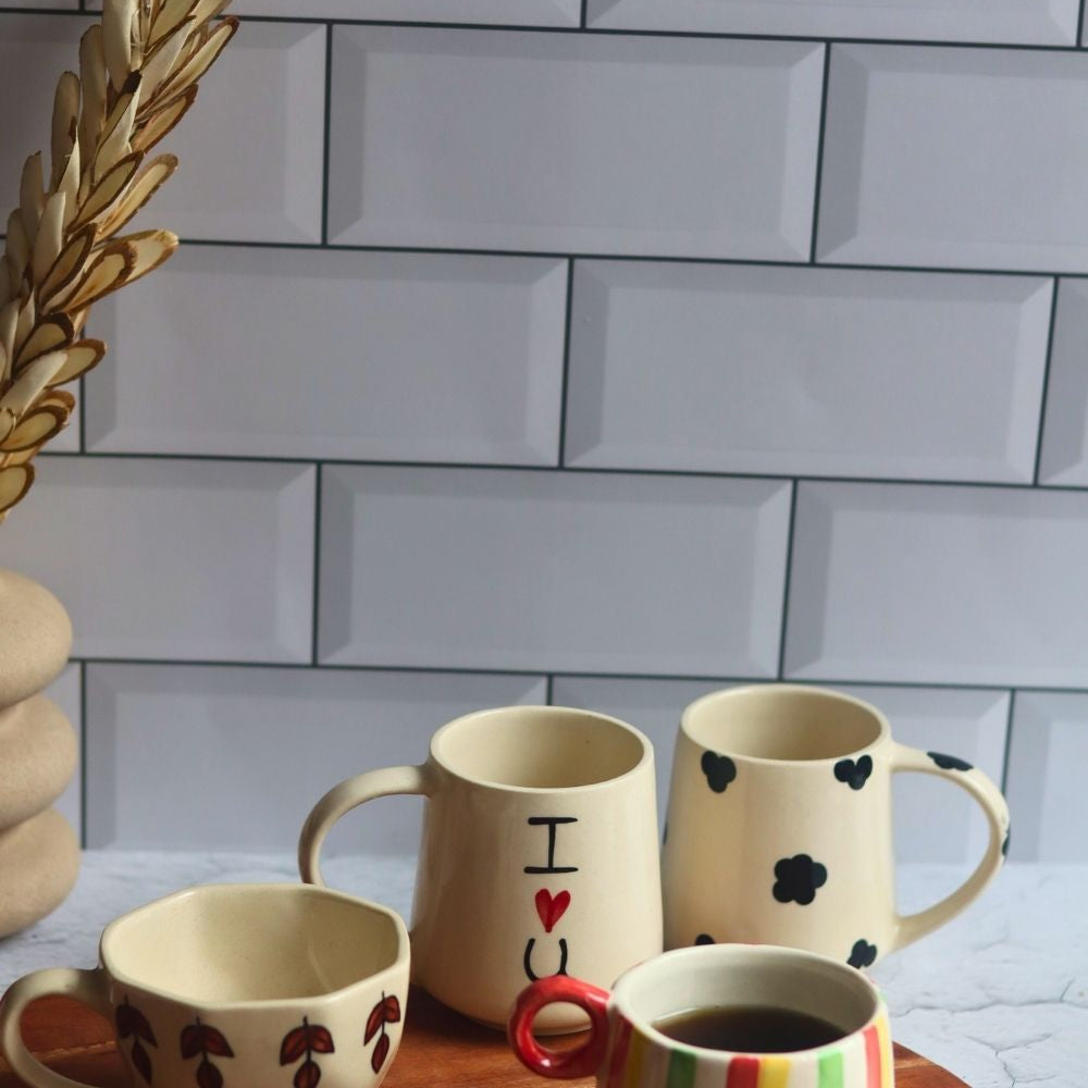 handpainted mugs made by ceramic 