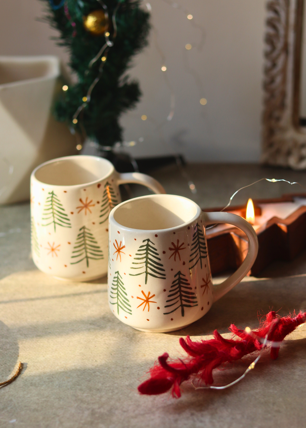 Two drinkware ceramic coffee mugs 