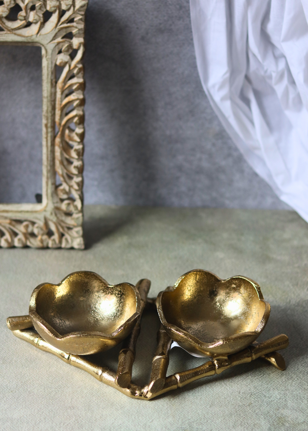Handmade golden snack tray stunning design