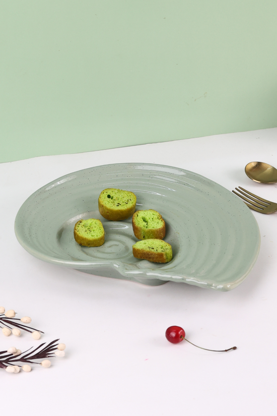 Dinnerware platter 
