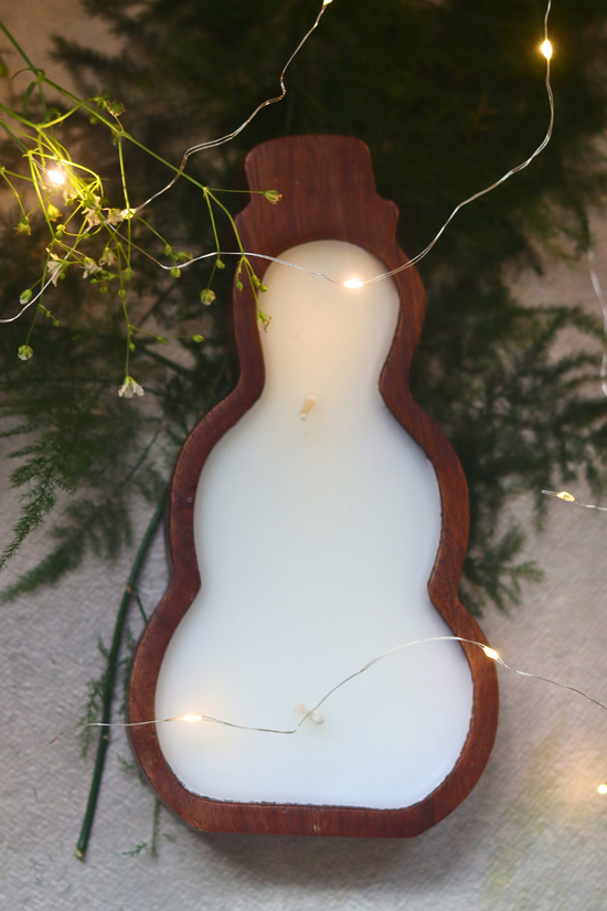Snowman wooden & soy wax candle for home decoration 