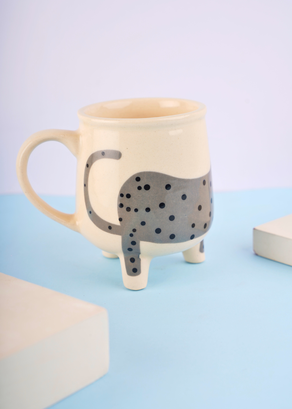 grey cat mug with white & grey color