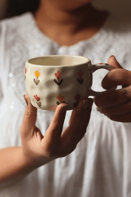 Tulip Floral Mug for your delicious coffee