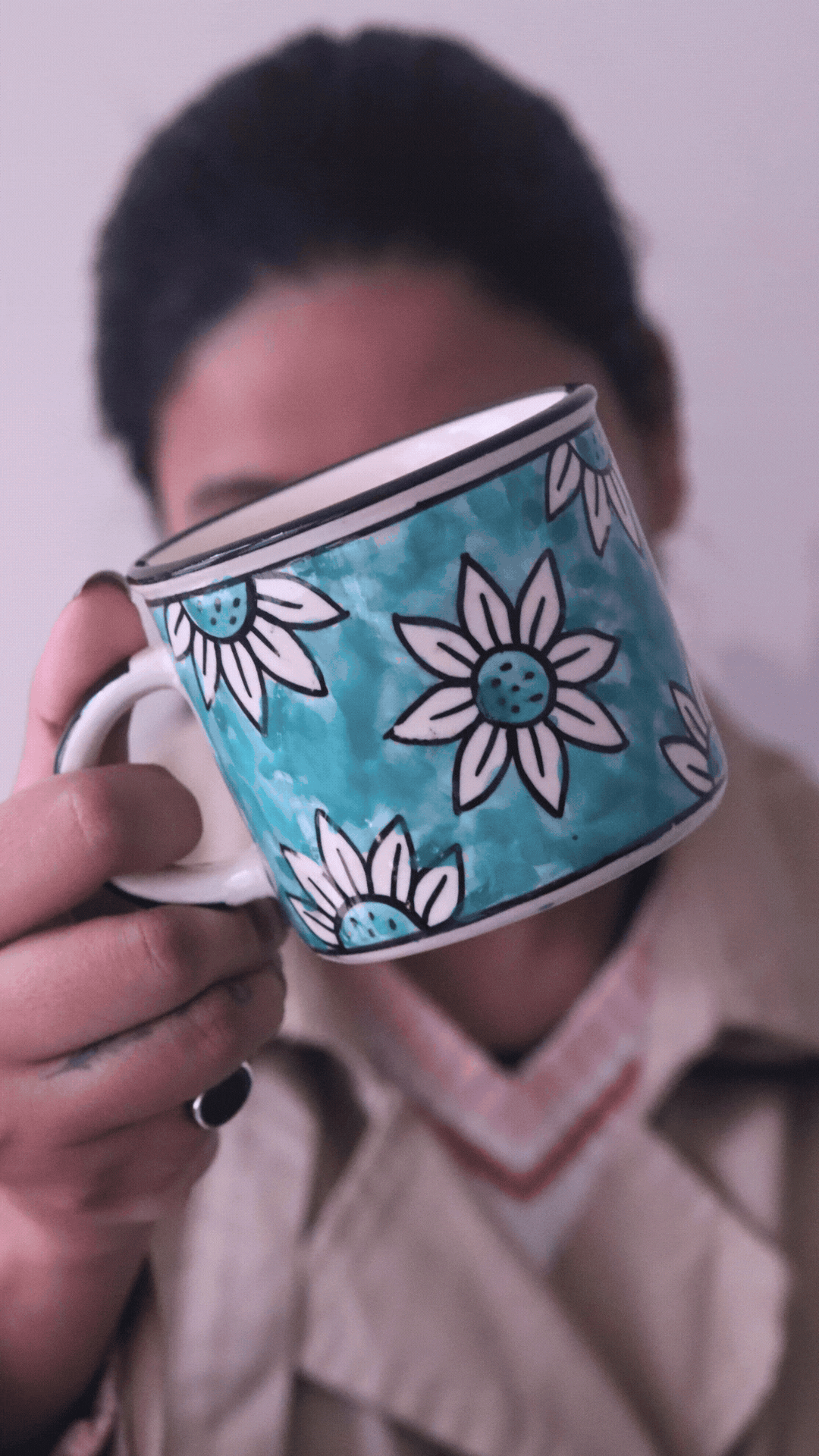Teal Daisy Mugs for your morning coffee