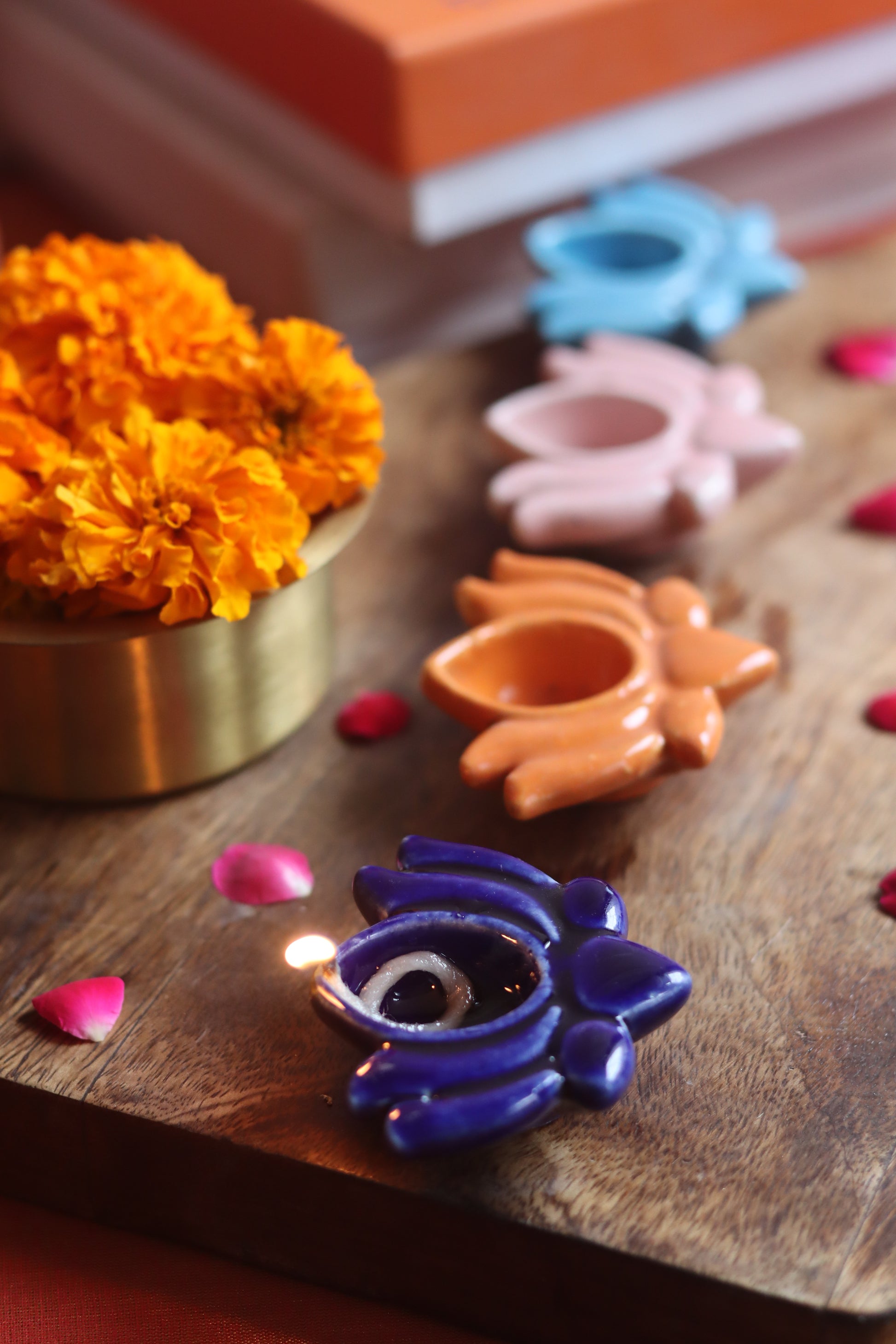 Set of 4 - Lotus diya combo