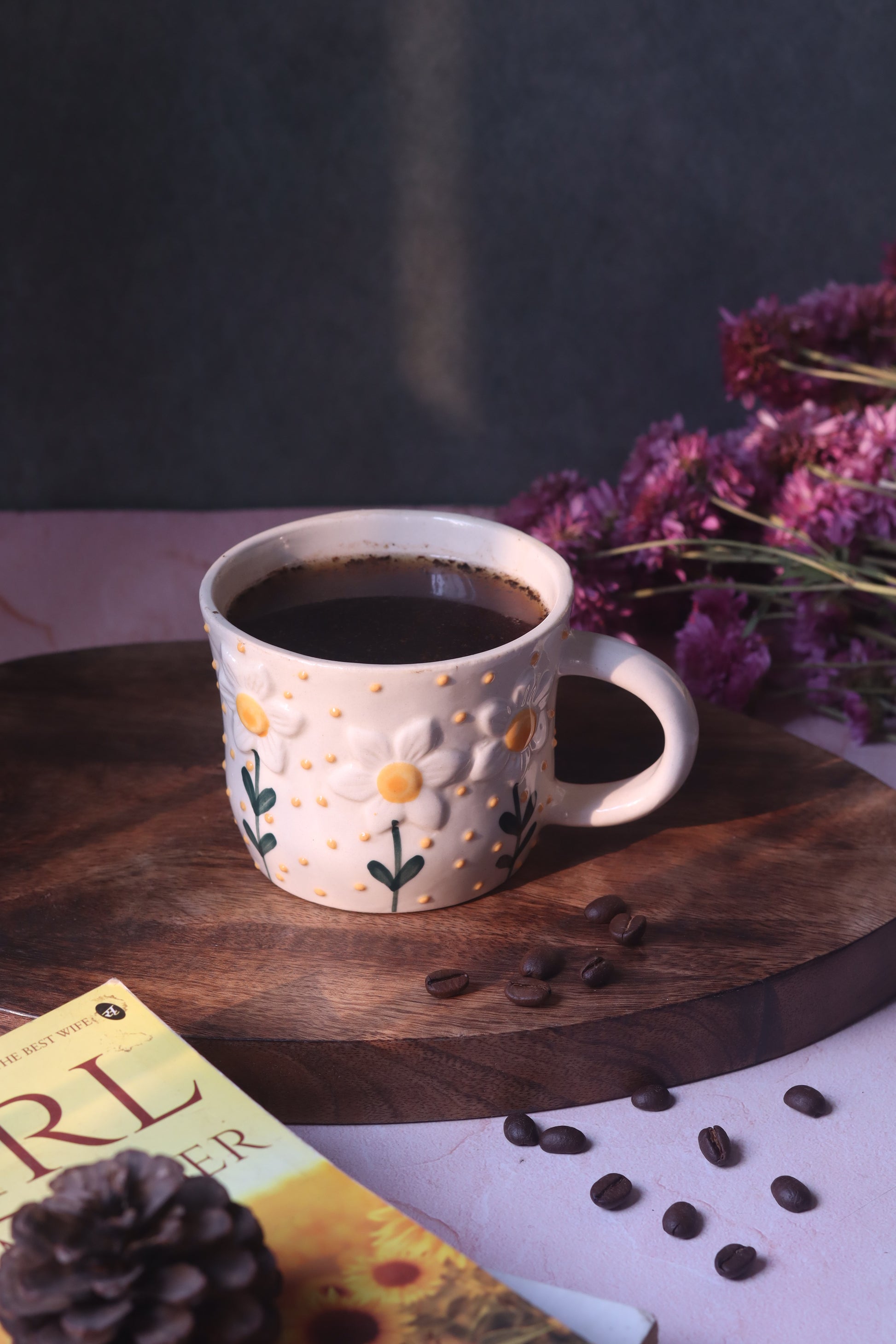 White Daisy Mug