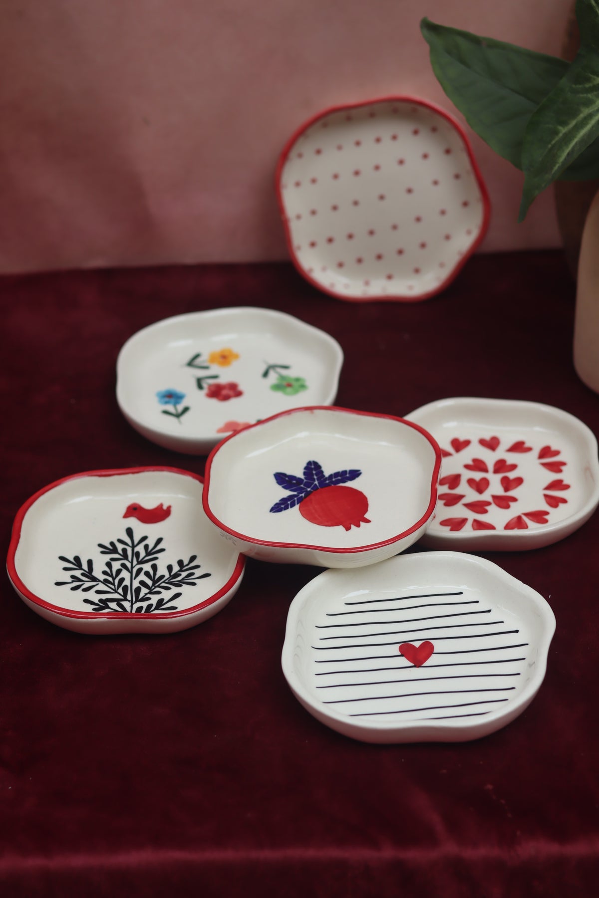 Set of 6 {red & black) handmade dessert plates (For the price of 5) made by ceramic
