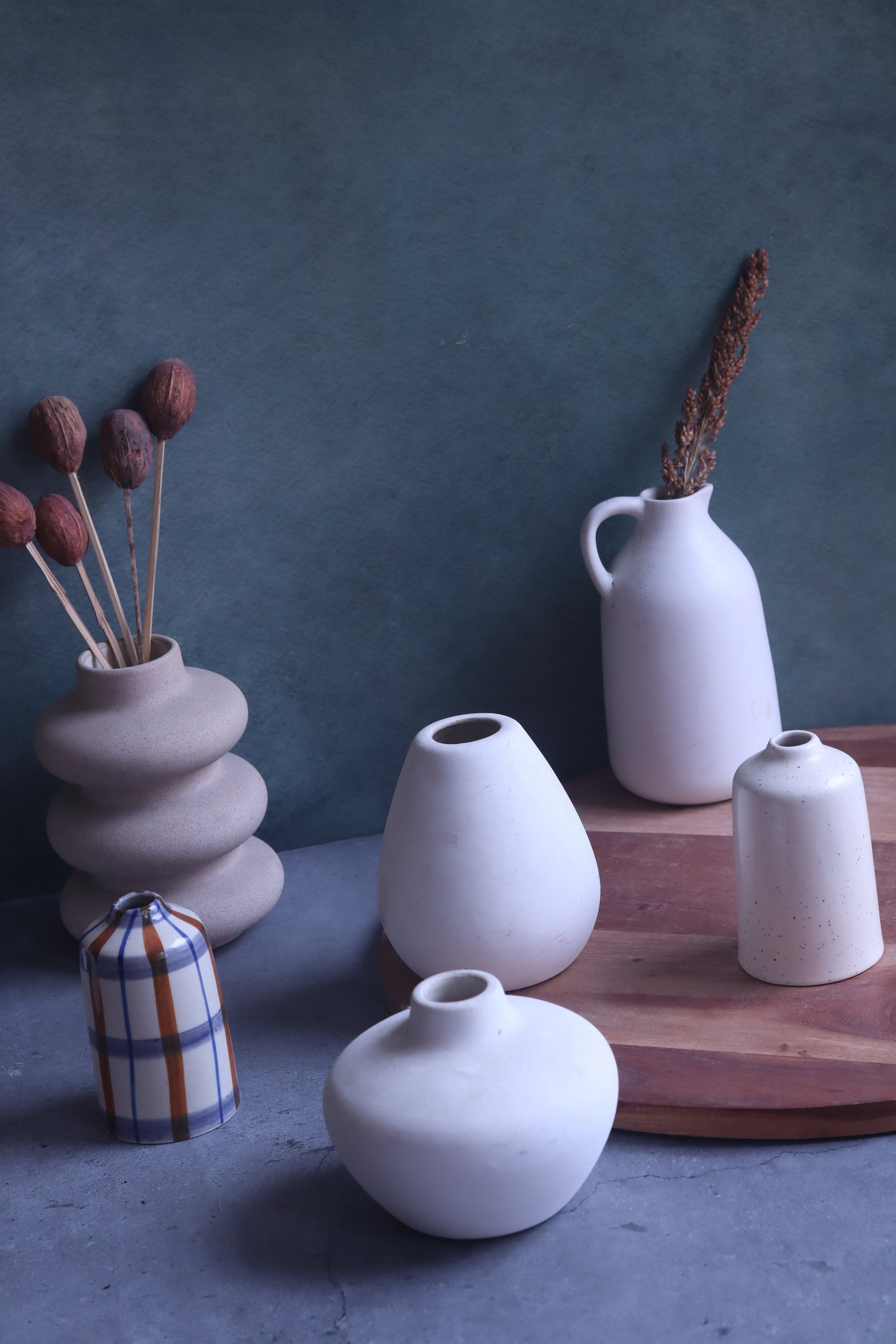 Big and Small Vases Set