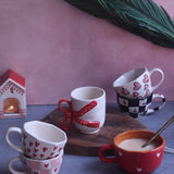 Set of 6 Heartwarming Mugs (for the price of 5)