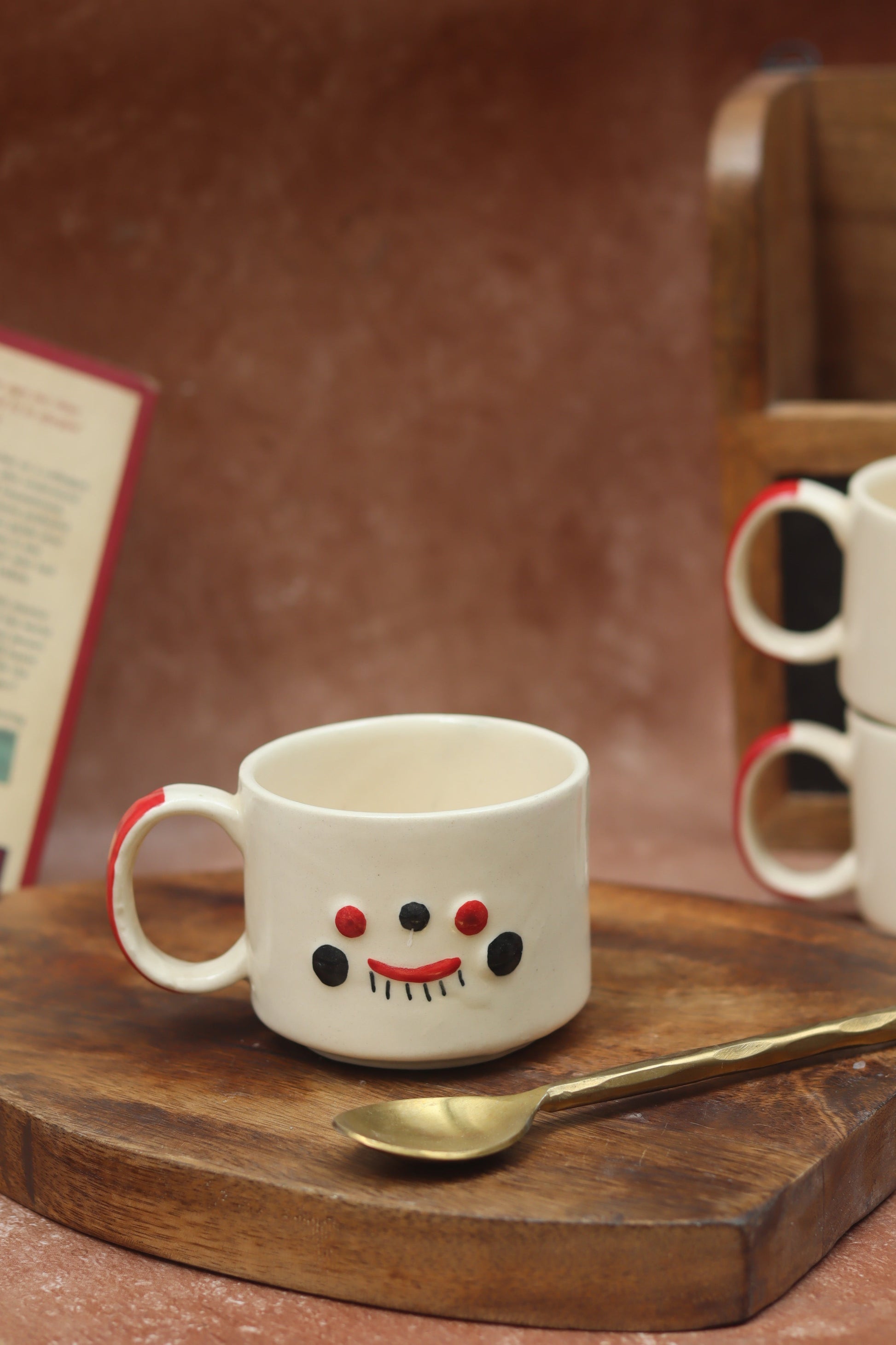 Quirky face mug