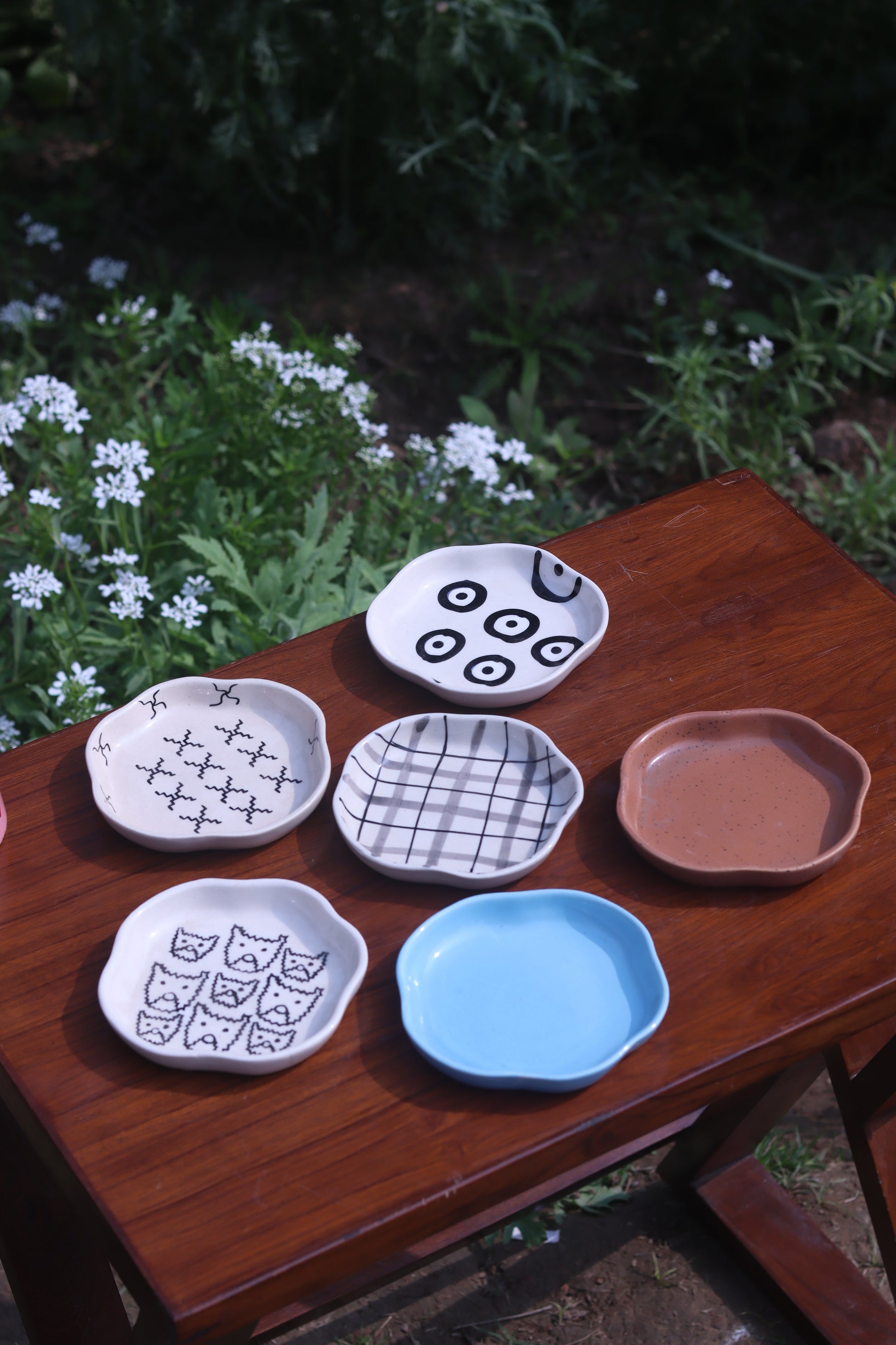 Set of 6 Mealtime Handmade dessert plate (for the price of 5)